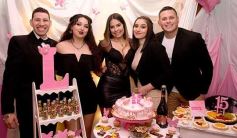 Foto de la galería: Fiesta en familia por los 15 años de Luna Guadalupe