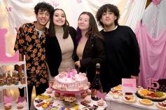 Foto de la galería: Fiesta en familia por los 15 años de Luna Guadalupe