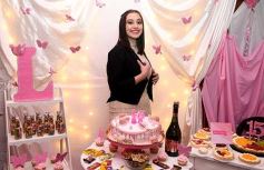 Foto de la galería: Fiesta en familia por los 15 años de Luna Guadalupe