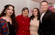 Foto de la galería: Fiesta en familia por los 15 años de Luna Guadalupe