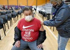 Foto de la galería: Combinación de vacunas para misioneros mayores de 60 años