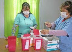 Foto de la galería: Combinación de vacunas para misioneros mayores de 60 años