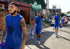 Foto de la galería: Huracán y La Picada dieron el puntapié inicial en la vuelta del fútbol posadeño