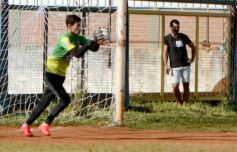 Foto de la galería: Huracán y La Picada dieron el puntapié inicial en la vuelta del fútbol posadeño