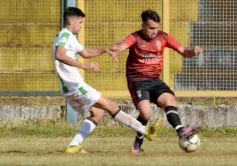 Foto de la galería: Huracán y La Picada dieron el puntapié inicial en la vuelta del fútbol posadeño