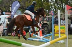 Foto de la galería: Torneo de equitación en el campo hípico del Ejército Argentino en Posadas