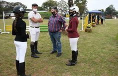 Foto de la galería: Torneo de equitación en el campo hípico del Ejército Argentino en Posadas