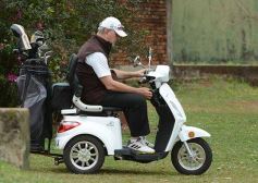 Foto de la galería: Golf, celebración y encuentro familiar en un activo fin de semana largo en el Tacurú