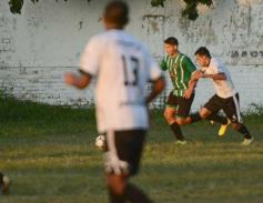 Foto de la galería: El Decano ganó y quedó como escolta de la Zona 1 del Torneo de fútbol local