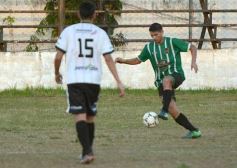 Foto de la galería: El Decano ganó y quedó como escolta de la Zona 1 del Torneo de fútbol local