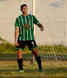 Foto de la galería: El Decano ganó y quedó como escolta de la Zona 1 del Torneo de fútbol local