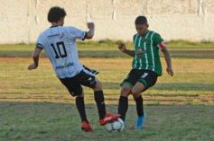 Foto de la galería: El Decano ganó y quedó como escolta de la Zona 1 del Torneo de fútbol local