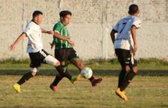 Foto de la galería: El Decano ganó y quedó como escolta de la Zona 1 del Torneo de fútbol local