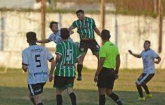 Foto de la galería: El Decano ganó y quedó como escolta de la Zona 1 del Torneo de fútbol local