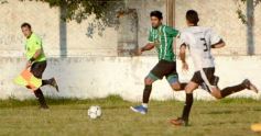 Foto de la galería: El Decano ganó y quedó como escolta de la Zona 1 del Torneo de fútbol local