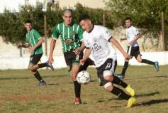 Foto de la galería: El Decano ganó y quedó como escolta de la Zona 1 del Torneo de fútbol local