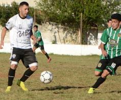 Foto de la galería: El Decano ganó y quedó como escolta de la Zona 1 del Torneo de fútbol local