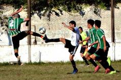 Foto de la galería: El Decano ganó y quedó como escolta de la Zona 1 del Torneo de fútbol local