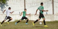 Foto de la galería: El Decano ganó y quedó como escolta de la Zona 1 del Torneo de fútbol local