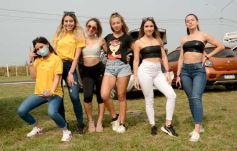 Foto de la galería: Afición y celebración compartida en el cierre del TC en el Autódromo capitalino