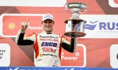 Foto de la galería: Afición y celebración compartida en el cierre del TC en el Autódromo capitalino