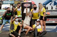 Foto de la galería: Afición y celebración compartida en el cierre del TC en el Autódromo capitalino