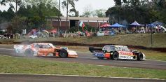 Foto de la galería: Afición y celebración compartida en el cierre del TC en el Autódromo capitalino