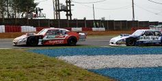 Foto de la galería: Afición y celebración compartida en el cierre del TC en el Autódromo capitalino
