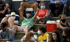 Foto de la galería: Afición y celebración compartida en el cierre del TC en el Autódromo capitalino