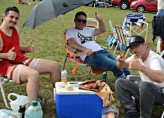 Foto de la galería: Afición y celebración compartida en el cierre del TC en el Autódromo capitalino