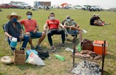 Foto de la galería: Afición y celebración compartida en el cierre del TC en el Autódromo capitalino