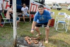 Foto de la galería: Afición y celebración compartida en el cierre del TC en el Autódromo capitalino