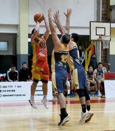 Foto de la galería: Clásico posadeño en el regreso de la Liga Provincial de Básquet