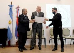 Foto de la galería: Reconocimiento y distinción a la trayectoria profesional de abogados misioneros
