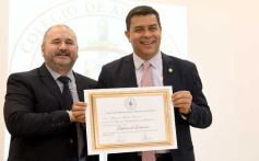 Foto de la galería: Reconocimiento y distinción a la trayectoria profesional de abogados misioneros
