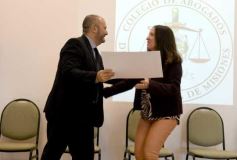 Foto de la galería: Reconocimiento y distinción a la trayectoria profesional de abogados misioneros