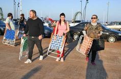 Foto de la galería: El Gobernador acompañó la presentación de la 5° fecha del Misionero de Pista