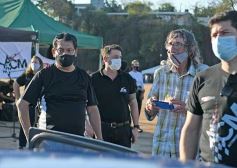 Foto de la galería: El Gobernador acompañó la presentación de la 5° fecha del Misionero de Pista