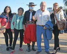 Foto de la galería: El Gobernador acompañó la presentación de la 5° fecha del Misionero de Pista