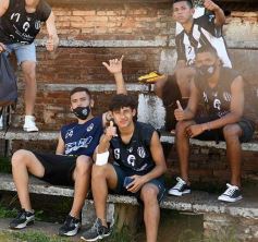 Foto de la galería: El "Indio" perdió y quedó afuera de la próxima ronda del Torneo Clasificatorio