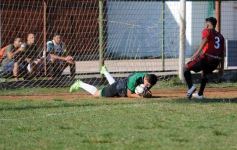 Foto de la galería: El "Indio" perdió y quedó afuera de la próxima ronda del Torneo Clasificatorio