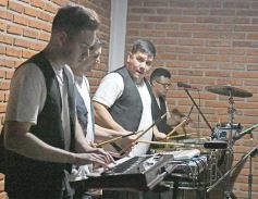 Foto de la galería: Celebración y encuentro familiar al ritmo de Los Foracks