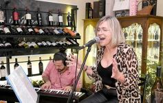 Foto de la galería: Noche de degustación y buena música en el Almacén del Vino Epicúreo