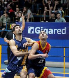 Foto de la galería: Mitre se impuso en casa y sumó su primera victoria en la Liga Provincial