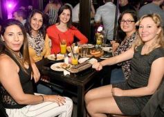 Foto de la galería: Sábado de picadas, cervezas y amigos en Antares Posadas