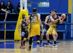 Foto de la galería: Nuevo triunfo auriazul en la Liga Provincial de Básquet