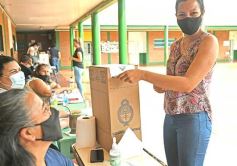 Foto de la galería: Compromiso y acompañamiento ciudadado en la jornada electoral en Posadas