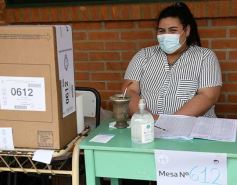 Foto de la galería: Compromiso y acompañamiento ciudadado en la jornada electoral en Posadas