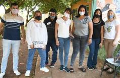 Foto de la galería: Compromiso y acompañamiento ciudadado en la jornada electoral en Posadas