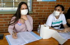 Foto de la galería: Compromiso y acompañamiento ciudadado en la jornada electoral en Posadas